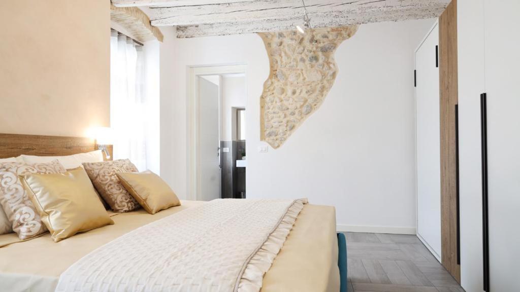 Dimora Di Charme Peschiera Del Garda Apartment Екстериор снимка