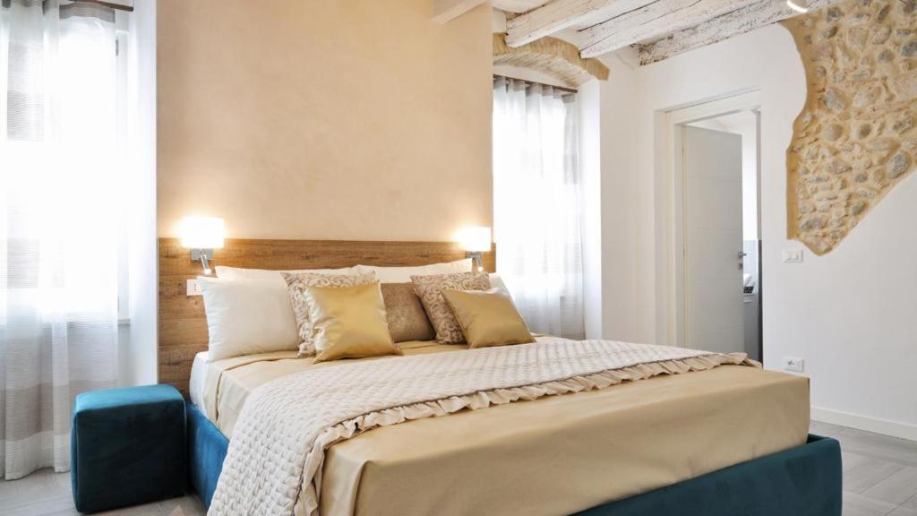 Dimora Di Charme Peschiera Del Garda Apartment Екстериор снимка