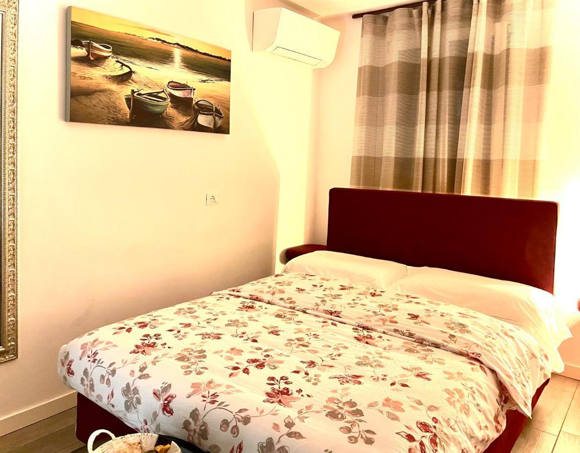 Dimora Di Charme Peschiera Del Garda Apartment Екстериор снимка