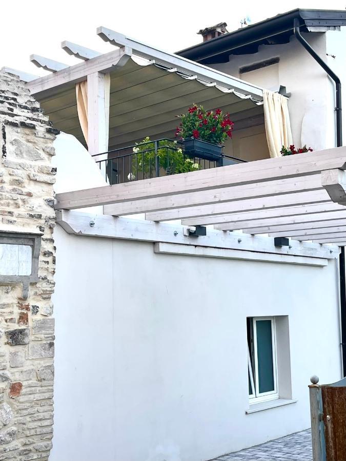 Dimora Di Charme Peschiera Del Garda Apartment Екстериор снимка